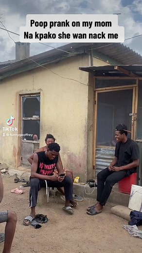 Poops prank mom lol 😂 #funnygeoffrey #fypシ #fypppppppppppppppppppppppppppppppppppppppppppppppppppppppppppppppppppppp | FunnyGeoffrey