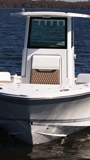 Take an in-depth look at our 262HB 💪 #blackfinboats | Blackfin Boats