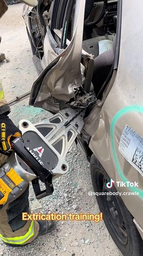 Firefighter Extrication Training with Jaws of Life | Tulsa Fire Department