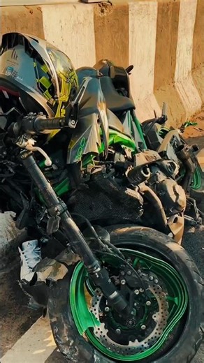 जब मेरा दोस्त z900 लेकर राइड पर लेकर गया था और रास्ते मे बाइक क्रैश 😭 हो गया और बाइक पूरा तरीका से 😭