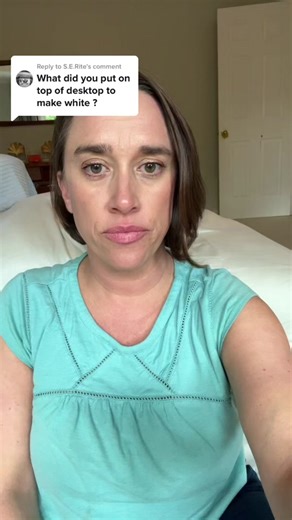 Replying to @S.E.Rite #dormhacks #adhdhacks #dormaesthetic. #greenscreen dorm desk hutch ideas - cleaning up a tiny space visually.