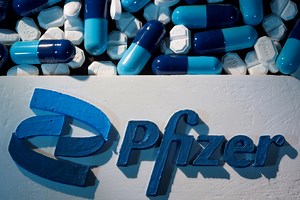 Pfizer to allow generic versions of its Covid-19 pill in 95 countries