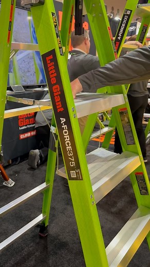 55K views · 169 reactions | A-FORCE375 ease of use. Check out those accessories! @littlegiantladders #ladder #electrician #contractor #construction #handyman #plumber #carpenter #hvac #organized #tools | TOOLS by Design | Facebook