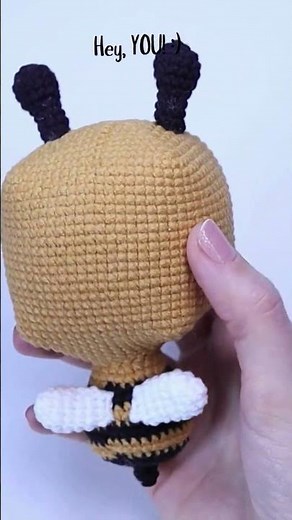 The Mustache Bee 🐝 Free Cute & Funny Amigurumi Crochet Pattern