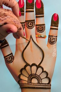 3.5M views · 12K reactions | #mehndi #mehendi #mehandi #henna #arabic #design #art #artist #creative #creativity #wedding #shamaart #karwachauth #karwachauthspecial | Shama Art | Facebook