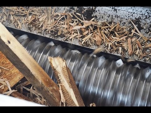 WEIMA wood pallets shredding