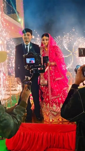 Sanjeev Gupta | #beautiful couple 💞#weddingphotography #instagramreels #lovestory | Instagram