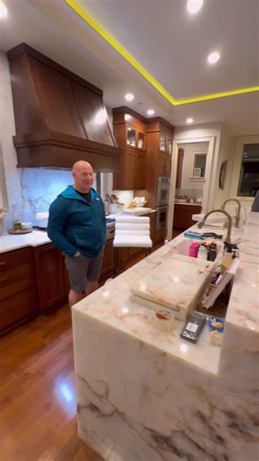 Granite & Marble Specialties on Instagram: "Full slab. One piece. Seamless stone installation made possible with the right equipment. #installation #backsplash #kitchen #remodel #kitchenremodel"