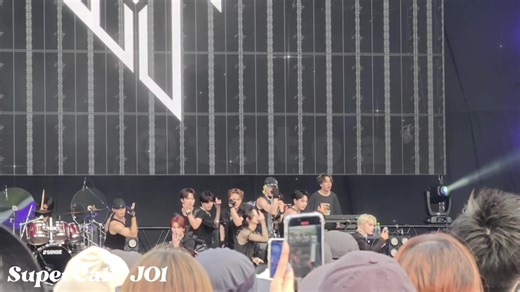 自己紹介もせずにずっとばちばちに踊ってたJO1流石に体力おばけすぎてすごい。。 全力でわに！何回もさせてくれてありがとう🔥笑 最高でした！！！！！！ @JO1 #サマソニ大阪 #サマソニ2024 #jo1 #summersonic #summersonic2024 #與那城奨 #川尻蓮 #白岩瑠姫 #河野純喜 #佐藤景瑚 #川西拓実 #木全翔也 #大平祥生 #金城碧海 #鶴房汐恩 #豆原一成 #スパカリ #SuperCali