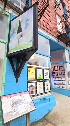 Best of Canaan on Instagram: "Take Me There Thursday this week takes us to Creature, an art gallery located on Front Street in Thomas, WV🖼🎨🖌 This beloved art gallery is a symbol of Thomas's creative spirit--playful, a little mysterious, and proudly weird in the best way! Next time you're in town, make sure to stop in! #tuckercountywv #artbyseth #creatureartgallery #takemetherethursday #artoftuckercounty"