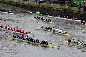 See Hundreds Of Boats Tackle The Famous Boat Race Course This March