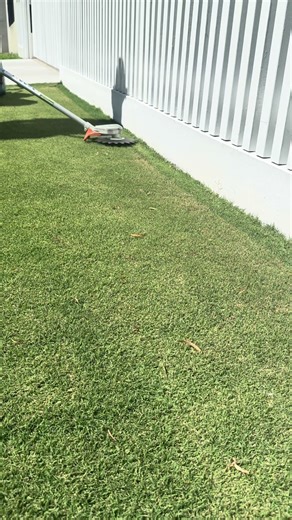 That sound 👂✂️Quick rotary scissors test on the lawn 🌱