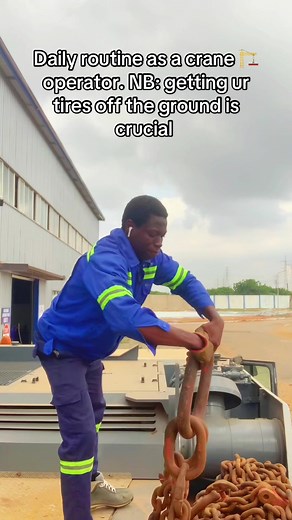 Daily routine as a crane 🏗️ operator. NB: getting ur tires off the ground is crucial.
