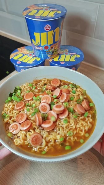 OTOKI JIN Ramen Mild – mild, herzhaft und richtig lecker! Jetzt bei REWE entdecken. 🍜💙 @Slurp with OTOKI #OTOKI #Jinramen #KramenRoutine #tiktokdeutschland #REWE