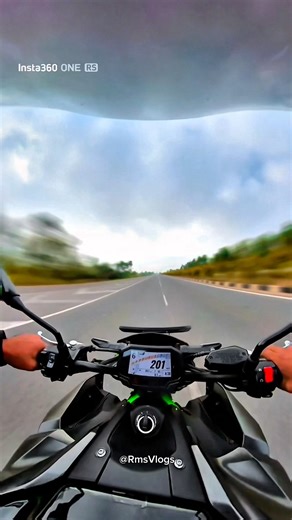 kawasaki z900 exhaust sound And Racing on highway