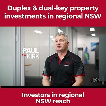🏠Residential Property Group takes a different approach to developing duplexes for investors. We’re NOT a high-volume interstate builder. Instead, we only serve customers in regional NSW, and we have a limited number of developments at a time. That means: 🔵 Investment-specific duplex development: RPG solutions are designed specifically to maximise your return on investment. (That’s a very different mindset to building duplexes as a personalised home to live in.) At every stage of construction, 