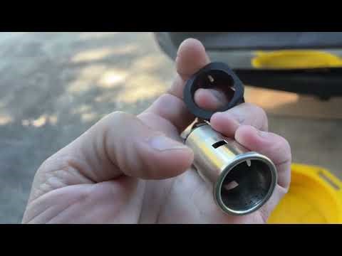 Update on the 2000 Toyota 3rd gen 4Runner build. Center dash mods digital volt meter?