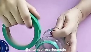 251K views · 7.3K reactions | IDEIA LINDA COM POTE DE VIDRO Materiais pote de vidro , 4 tampas em tamanhos diferentes , uma forminha de empadinha , fita crepe Grid Brasil , Fullcolor ( primer , base acrílica preta e verniz brilhante ) , jogo americano emborrachado , cola quente , cola de silicone e cola instantânea . | Antonia Pires Artesanato | Facebook