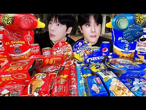 ASMR MUKBANG | RED VS BLUE FOOD! JELLY CANDY Desserts (Noodles Jelly, chocolate) Convenience store