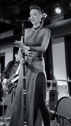 The Claudettes (live)
