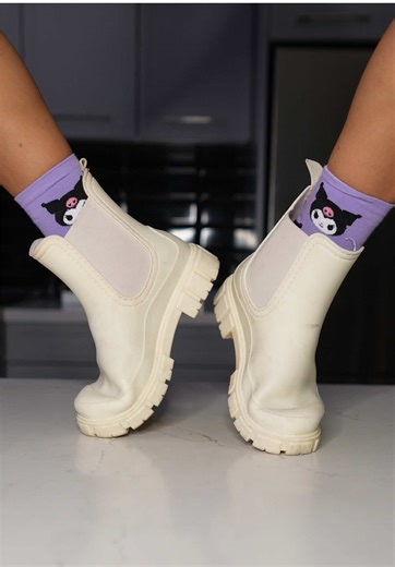 Rain boots for days in all the colors!