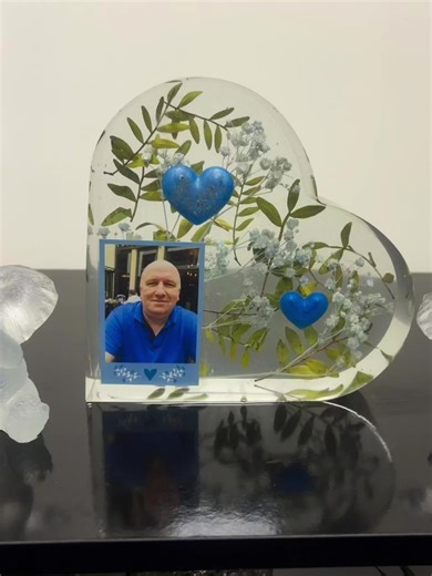 I feel so blessed to have been chosen to look after Gary after he sadly passed away in East Lancs Hospice. His family are honestly the most kindhearted beautiful souls I’ve ever encountered and the bond we built in their sad time, I feel, will last forever. He absolutely loved Man City so I sat with him and shared my own dad’s love for the same team and showed him the records my dad kept of the games played from around 1983! After the funeral I was provided with some of the funeral flowers and I