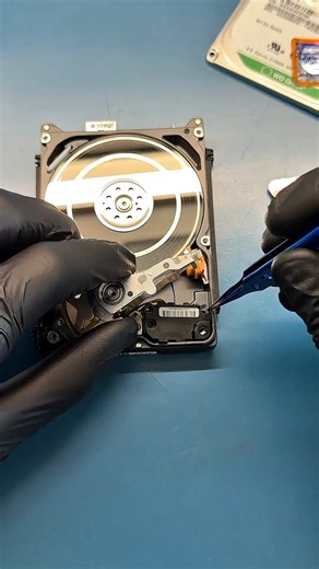Hard disk data recovery 🔥💀