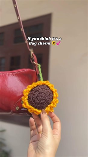 2 in 1 bag charm ❤️🤗 #crochet #handmade #bagcharm #charm #accessory #viralvideo #diy #shortsfeed