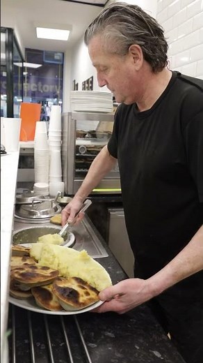8 PIE. 8 MASH. 8 LIQUOR - 25MINS TO BEAT!