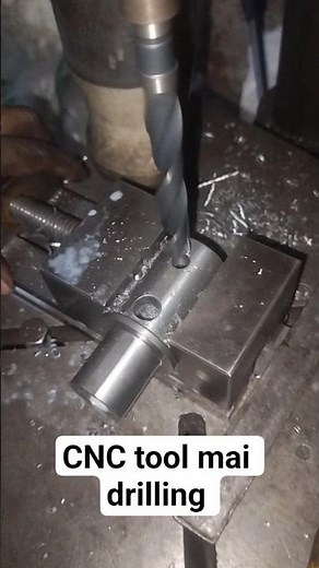 CNC tool mai drill kar rhe hai #vlogs #youtubeshorts #shortvideo #cnc #youtube #injectionmolding