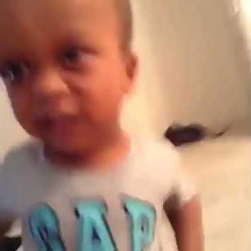 Kid slaps mum vine (funny)