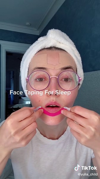 Everyone should do it! #beautyhacks #facetapes #mewing #facetape #nosebreathing #nosebreather #homebeautyhacks