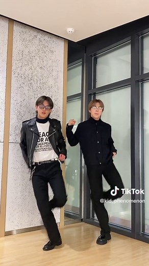 KENSUKE🐶KOUTA🦋 #キドフェノ#KIDPHENOMENON #夫松健介 #遠藤翼空 #山本光汰 #鈴木瑠偉 #佐藤峻乃介 #岡尾琥珀 #川口蒼真 #fyp