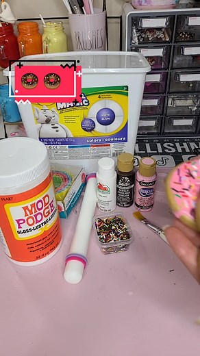 Crafting Fakedonuts with Model Magic and Mod Podge