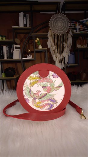 Red round pancake hand-painted bag, limited time customization #bag #craftsman