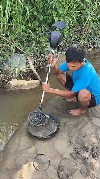 Metal Detector Finds Hidden Gold in River Sand | Amazing Gold Prospecting Adventure.