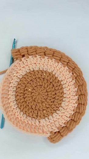 3.9K views · 115 reactions | #fbreels23 #fbreels #crochetlove #knitting #tip #cross #handmade #beginner #crochet #AmaZing | Mukbang World | Facebook