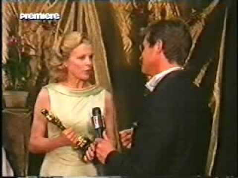 Kim Basinger - Oscar 1998