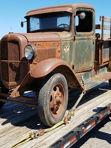Rusty Antique Jeep Restoration #restoration #antiquecars #jeep #JeepRestoration | Street Crafts