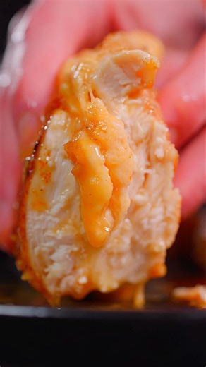 Hot Honey Garlic Butter Cheese Stuffed Chicken 🍯