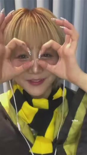 Kep1er Türkiye |🇹🇷 on Instagram: "[251023]Makestar Kep1er VCE! Hikaru’nun Harry Potter cüppeleriyle ikizlenmemize tepkisi 🧙🏼‍♀️⚡️ Filmlerin hiçbirini izlemediğini çünkü çok fazla LOL olduğunu söylüyor. [ENG]251023 Makestar Kep1er VCE Hikaru’s reaction to us twinning in our Harry Potter robes 🧙🏼‍♀️⚡️ She says she hasn’t watched any of the movies because there are too many LOL #Kep1er #케플러 #ケプラ #HIKARU #ezakihikaru #galaxy🌟"