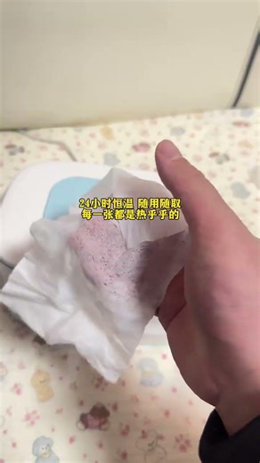 Mastering Baby Bottom Wipe Water Temperature - Mom's Guide