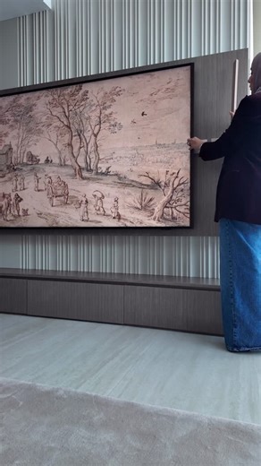 Reem Suleiman on Instagram: "When the Frame TV by Samsung is the Art of the living room ...The Best thing ever changing Bezel option with samsung frame TV"