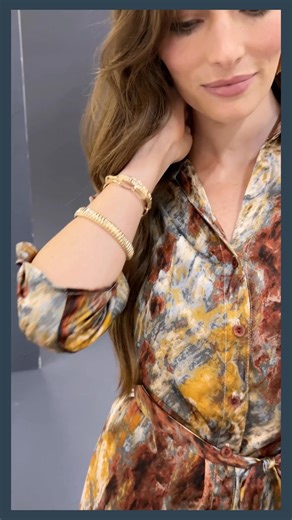 Take the stress out of getting dressed. Shop our dresses for a perfect one-piece look for fall fun. | Versona