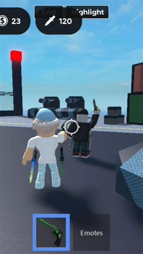 Aim in mm2 aim trainer VS mm2