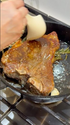Super easy steak dinner 🥩 #steak #easycook #steakdinner