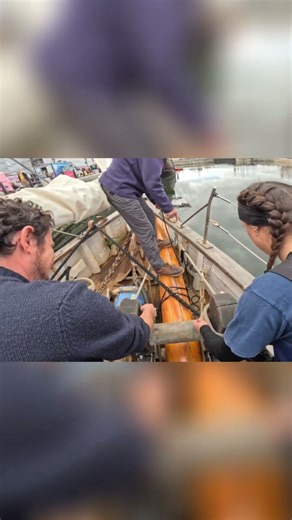 Sailing Vessel: Bowsprit Installation & Teamwork #shorts
