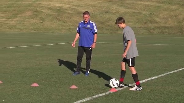 Basic Youth Soccer Drills - Dribbling (1)