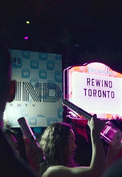 Baby are you down down down down downnnn.. For REWIND on May 3rd! Are you ready for our first Spring/Summer REWIND day party!? 2000’s and 90’s throwbacks & sing-a-longs with our disco themed party inside one of Toronto’s most PREMIUM event spaces - SOLUNA! Theme: Disco themed 🪩 Location: SOLUNA (314 Queen St W) 📍 #torontoevents #thingstodotoronto #throwbackparty #y2kparty #dayparty