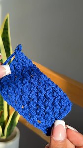 96K views · 2.9K reactions | Crocheting 101: the moss stitch for beginners! 欄✨ #crochetersoftiktok #crochet #beginnercrochet #howtocrochet #fyp | Squish.and.co | Facebook